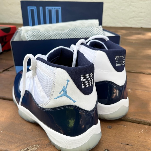 Jordan 11 win like 82 - Picture 3 of 5